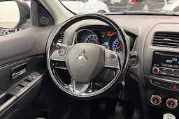 Musta Mitsubishi ASX 2016 kuva 13.