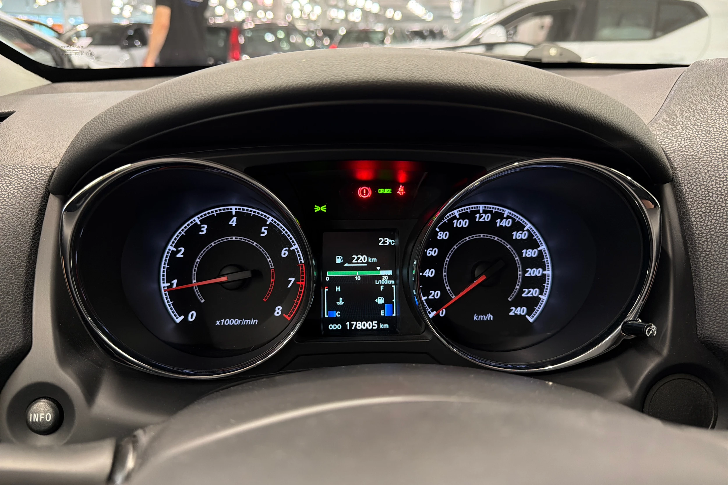 Musta Mitsubishi ASX 2016 kuva 16.