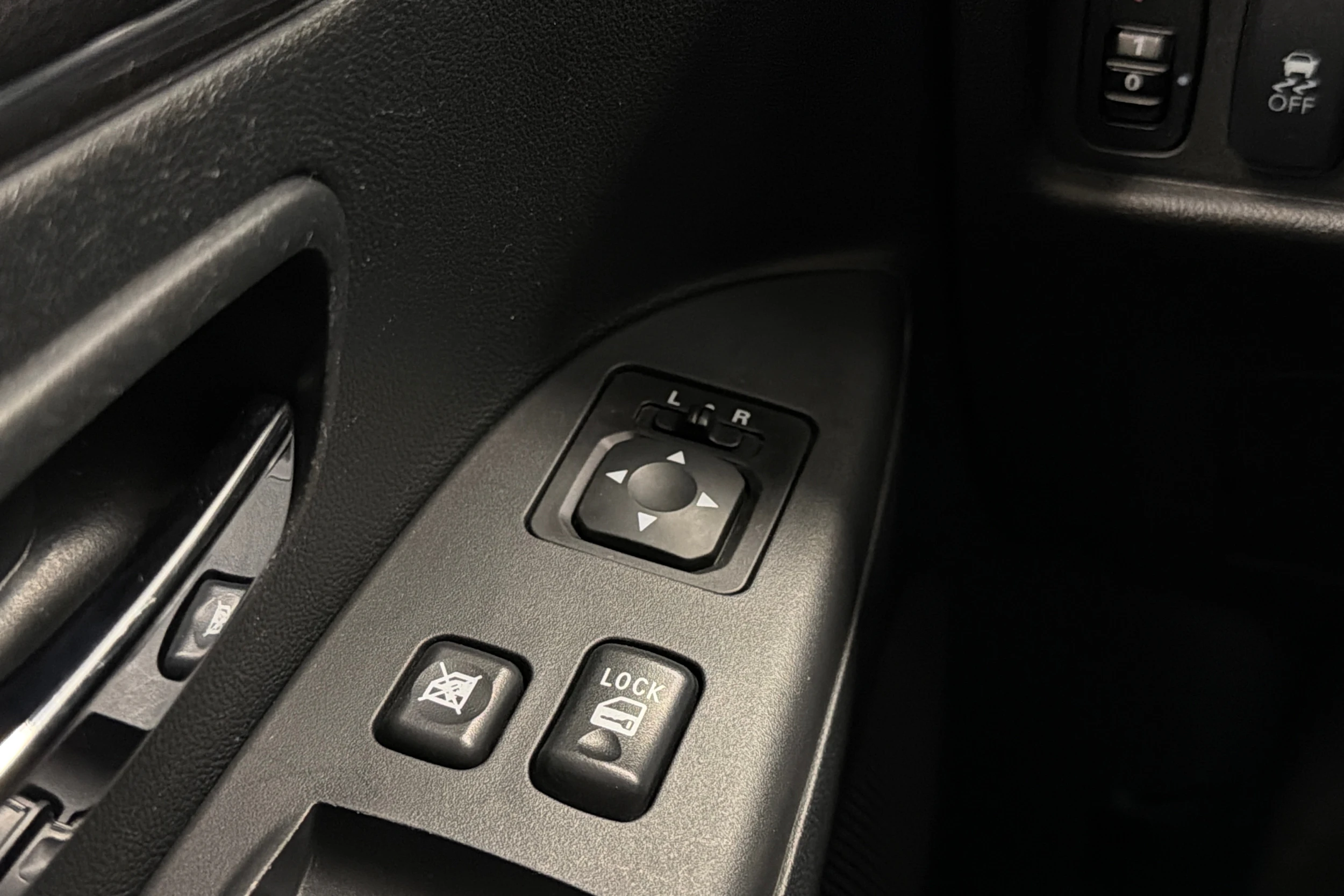 Musta Mitsubishi ASX 2016 kuva 18.