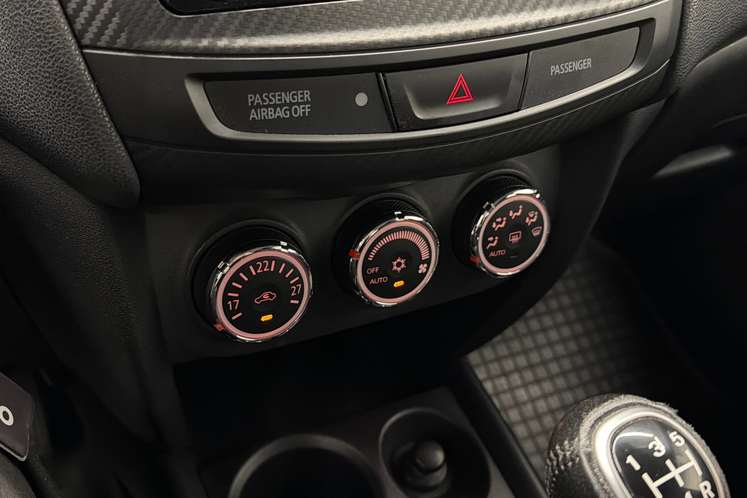 Musta Mitsubishi ASX 2016 kuva 20.