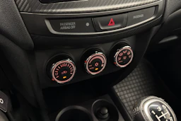 Musta Mitsubishi ASX 2016 kuva 20.