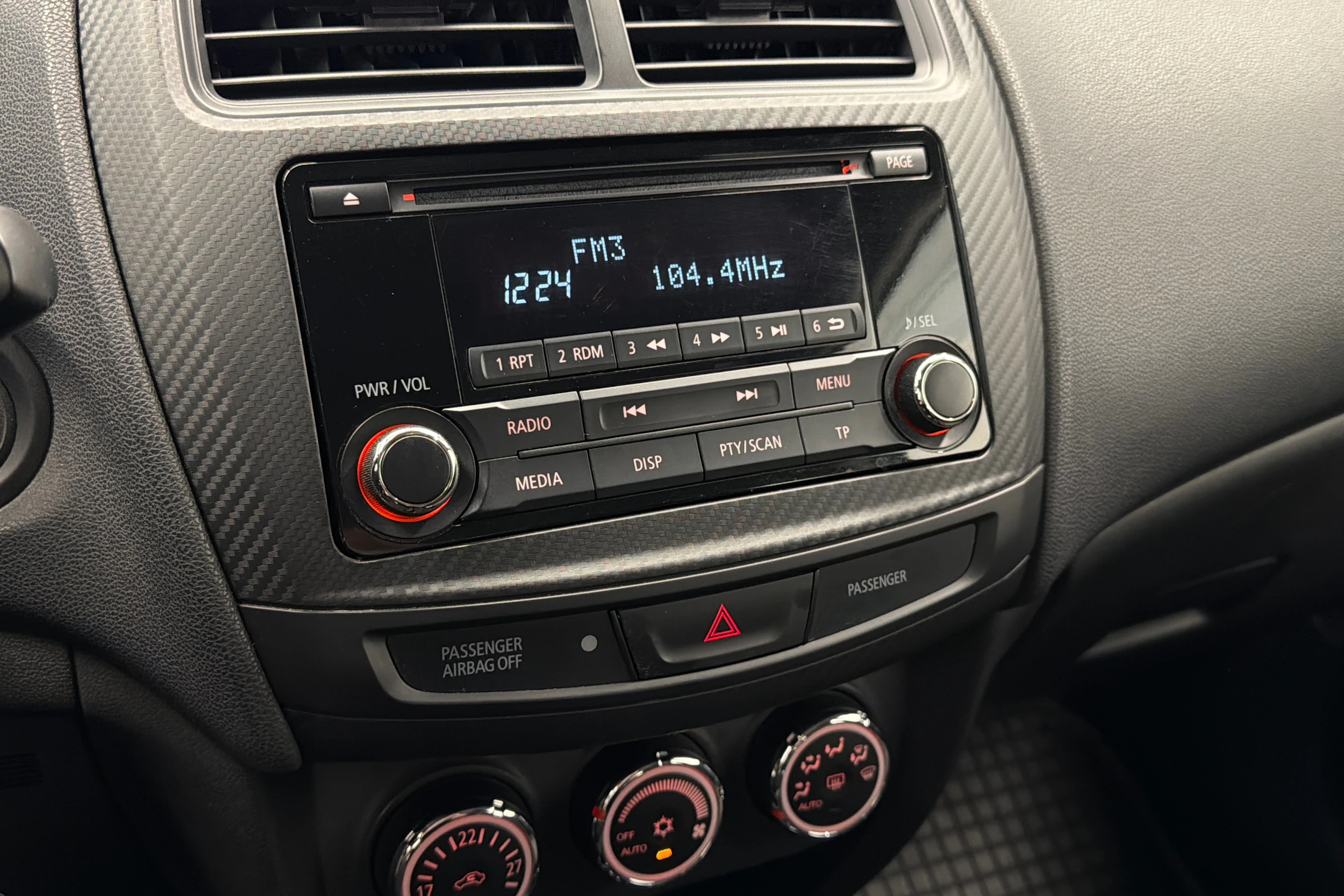 Musta Mitsubishi ASX 2016 kuva 21.