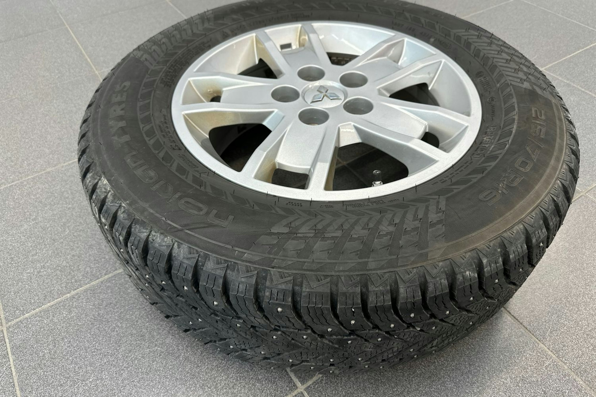 punainen Mitsubishi ASX 2016 kuva 20.