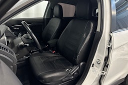 valkoinen Mitsubishi ASX 2017 kuva 14.