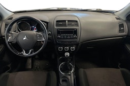 harmaa Mitsubishi ASX 2017 kuva 9.