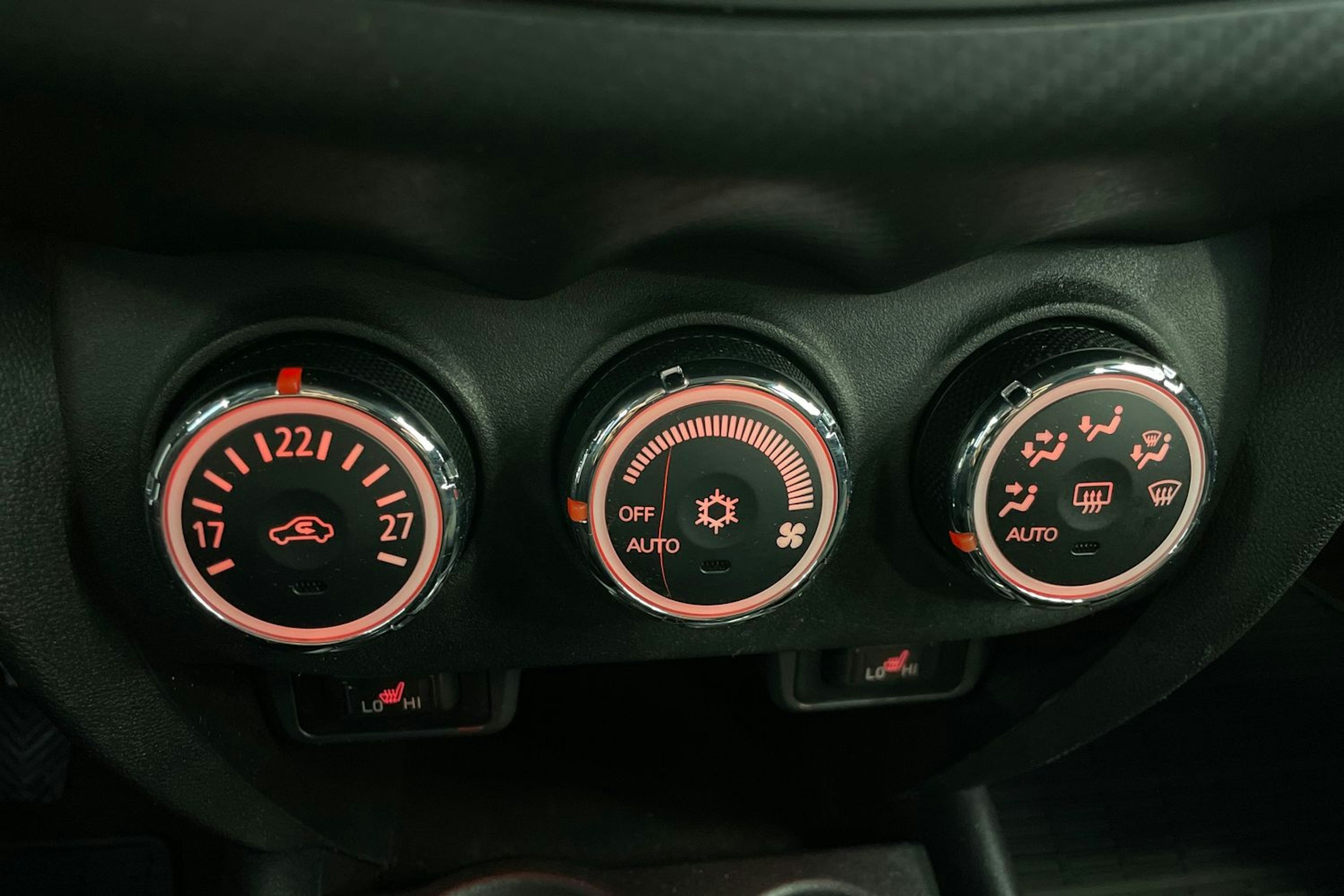 harmaa Mitsubishi ASX 2017 kuva 15.