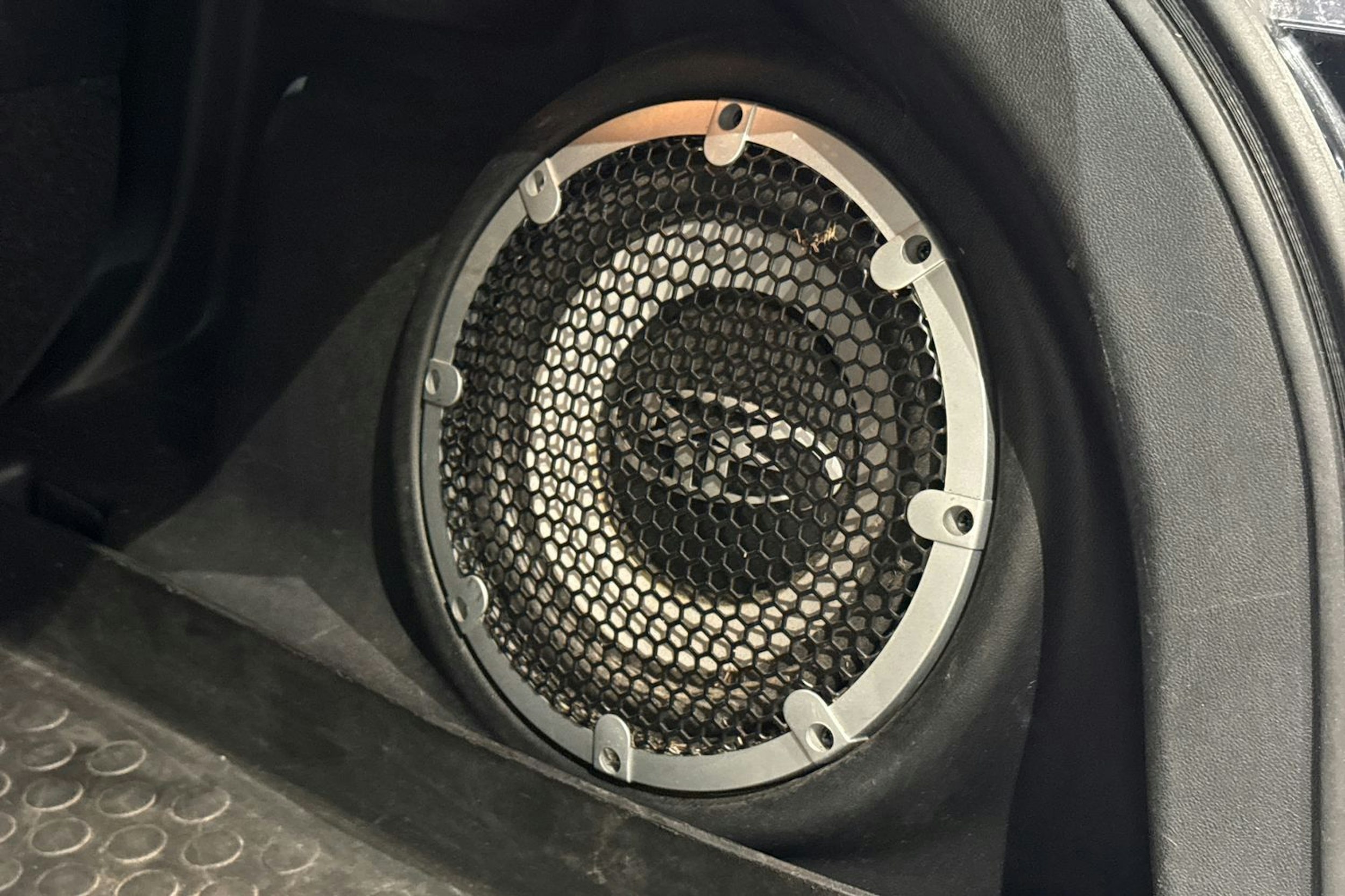 harmaa Mitsubishi ASX 2018 kuva 13.