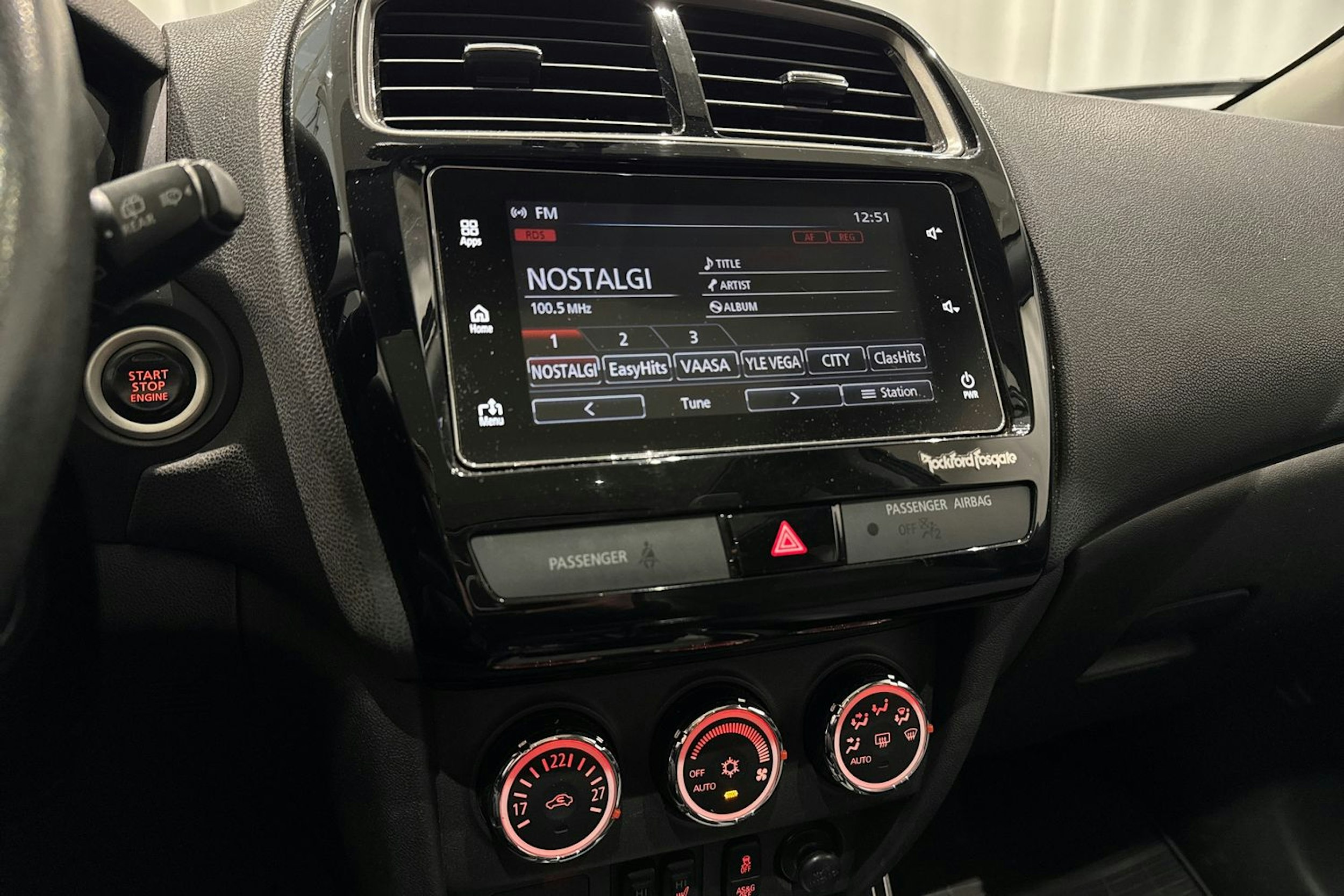 harmaa Mitsubishi ASX 2018 kuva 19.