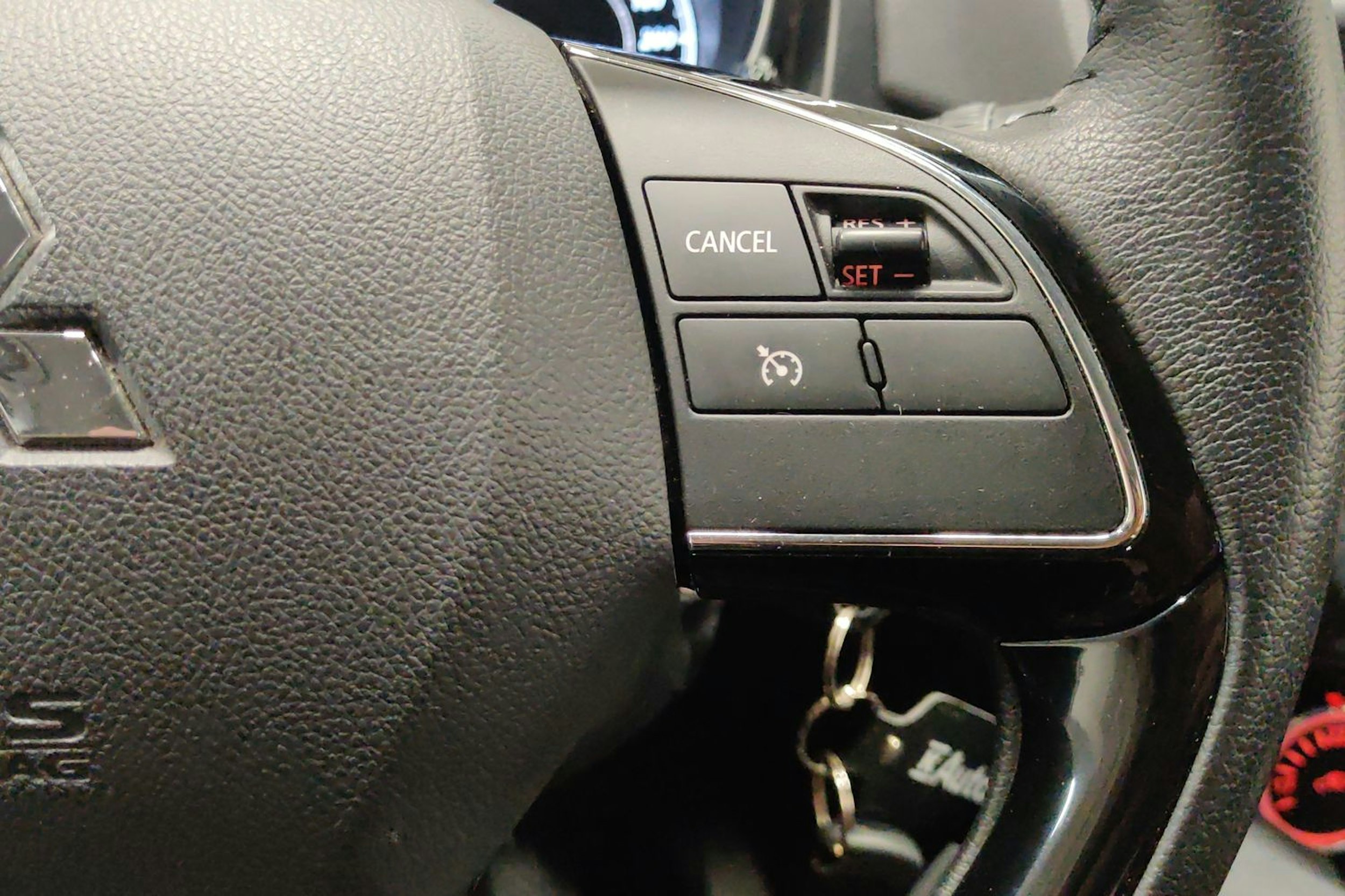 punainen Mitsubishi ASX 2018 kuva 20.