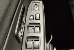 punainen Mitsubishi ASX 2018 kuva 21.