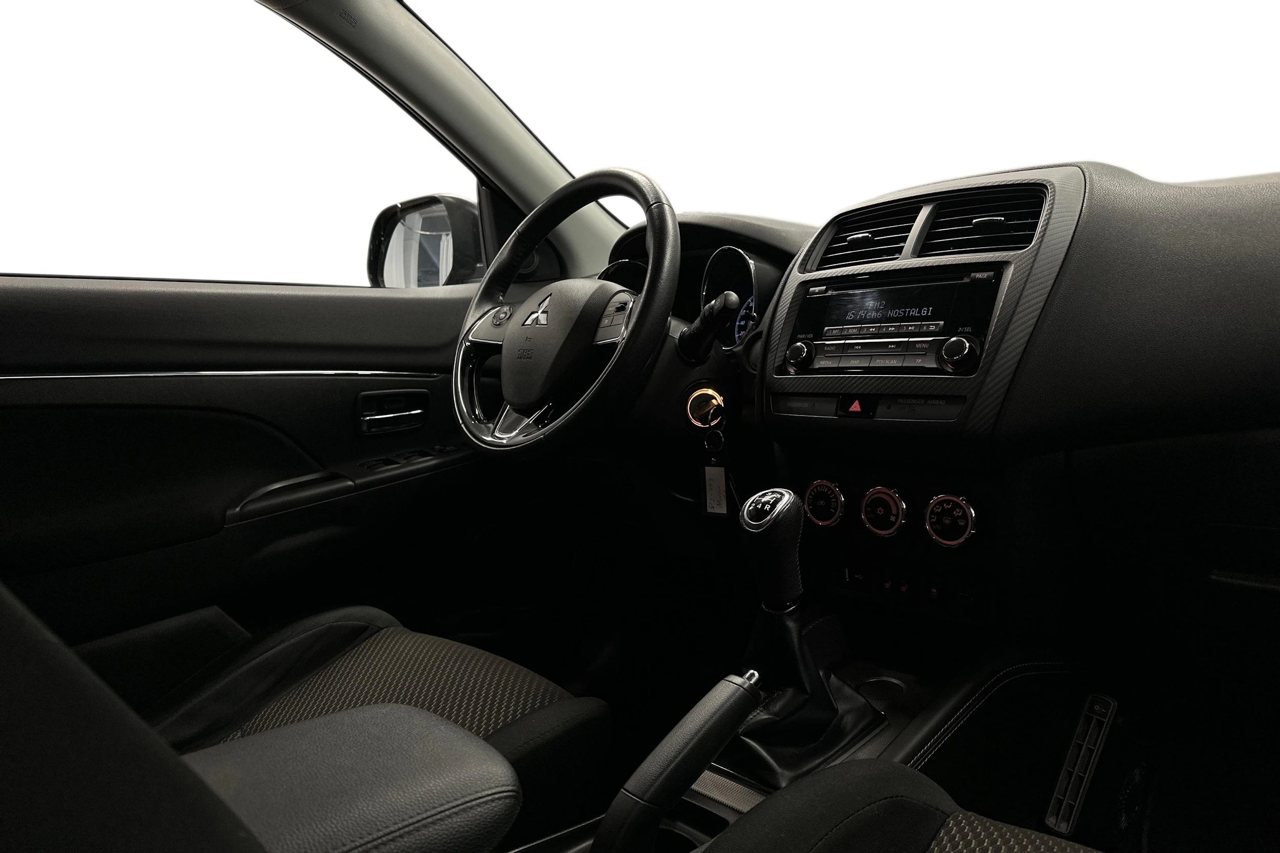 musta Mitsubishi ASX 2018 kuva 7.