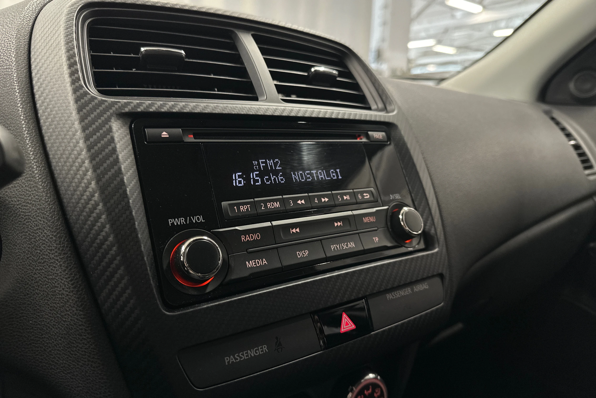 musta Mitsubishi ASX 2018 kuva 14.