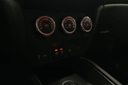 musta Mitsubishi ASX 2018 kuva 15.