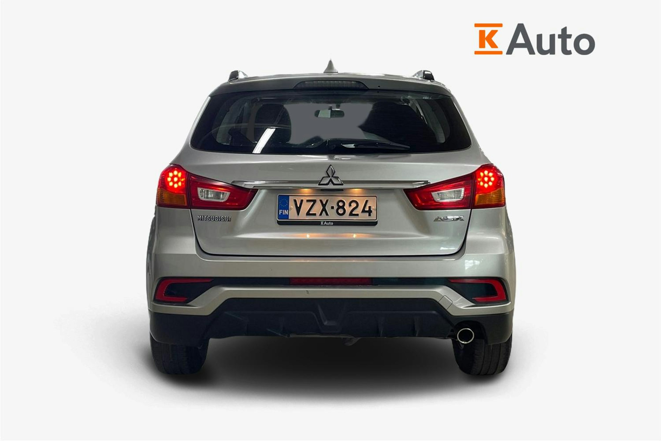 Harmaa Mitsubishi ASX 2018 kuva 3.