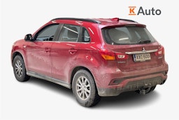 punainen Mitsubishi ASX 2019 kuva 2.