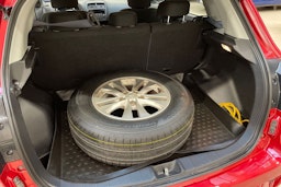 punainen Mitsubishi ASX 2019 kuva 15.