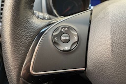 punainen Mitsubishi ASX 2019 kuva 18.