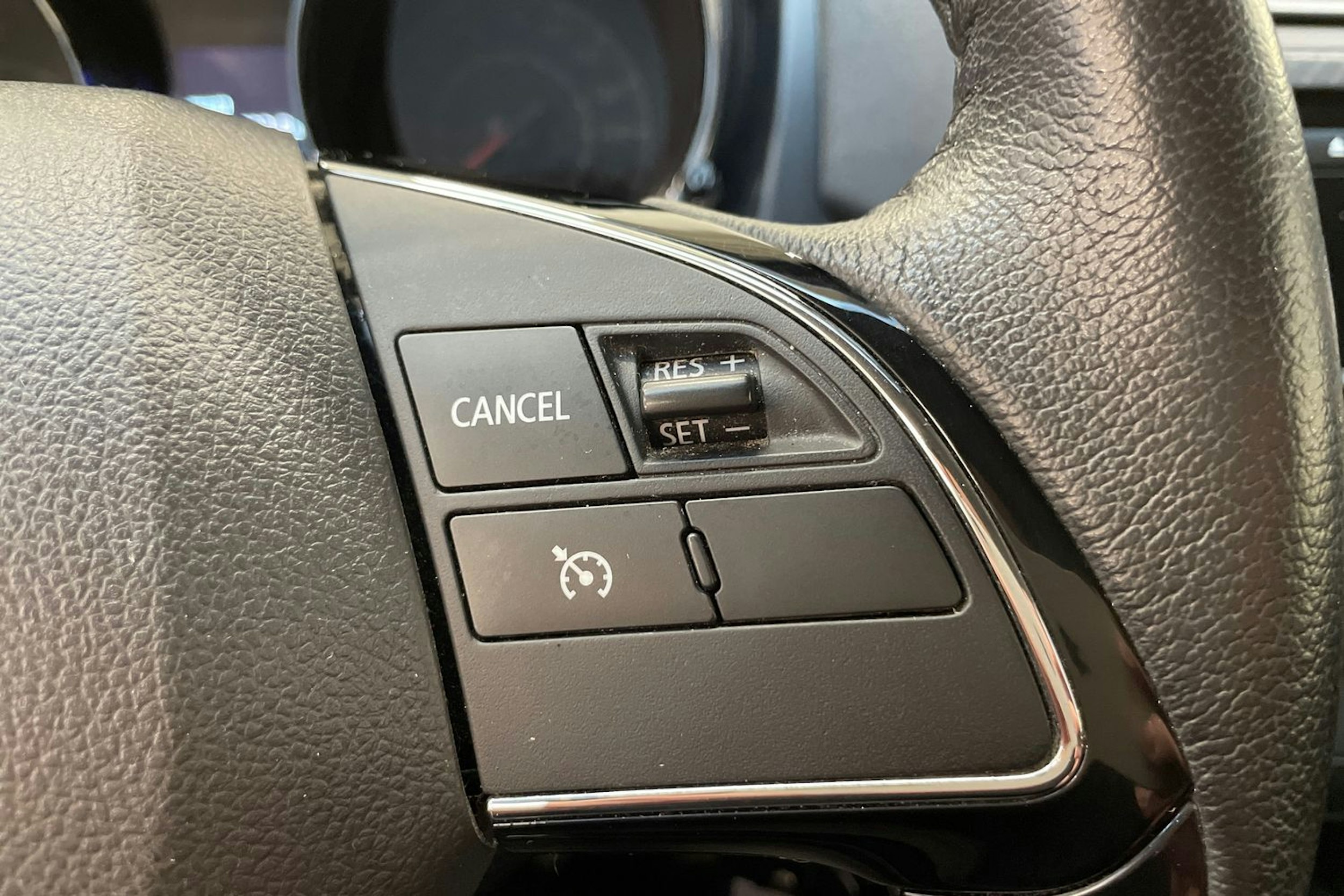 punainen Mitsubishi ASX 2019 kuva 19.