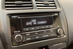 punainen Mitsubishi ASX 2019 kuva 21.