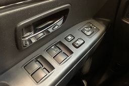 punainen Mitsubishi ASX 2019 kuva 25.