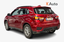 punainen Mitsubishi ASX 2020 kuva 2.