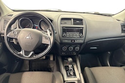 valkoinen Mitsubishi ASX 2021 kuva 9.