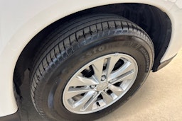 valkoinen Mitsubishi ASX 2021 kuva 18.
