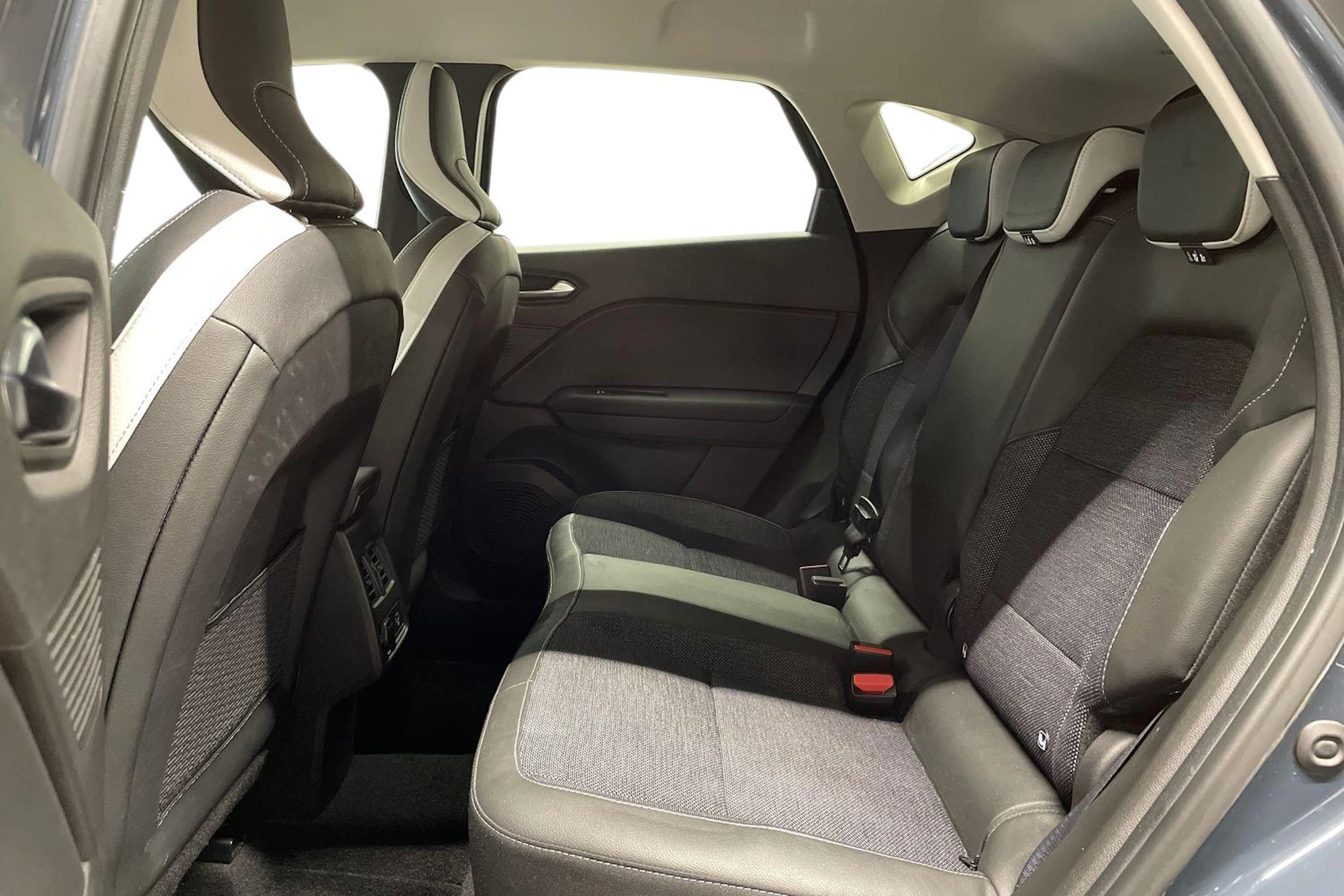 met. sininen Mitsubishi ASX 2023 kuva 11.