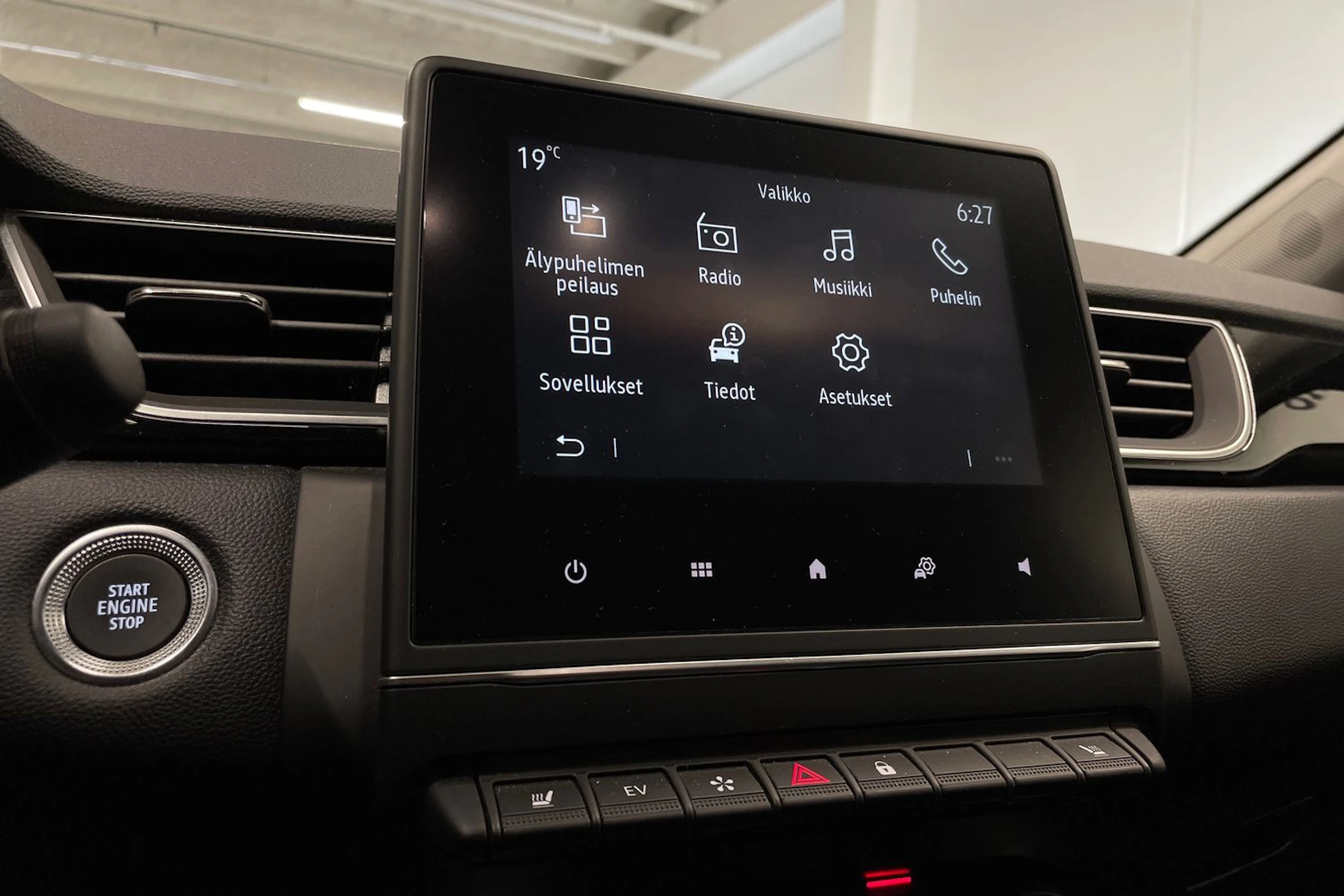 met. sininen Mitsubishi ASX 2023 kuva 18.