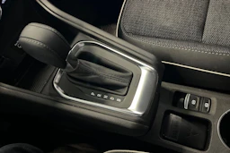 sininen Mitsubishi ASX 2024 kuva 18.