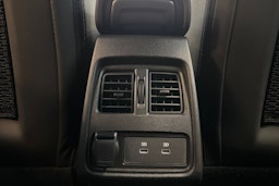 Valkoinen Mitsubishi ASX 2025 kuva 15.