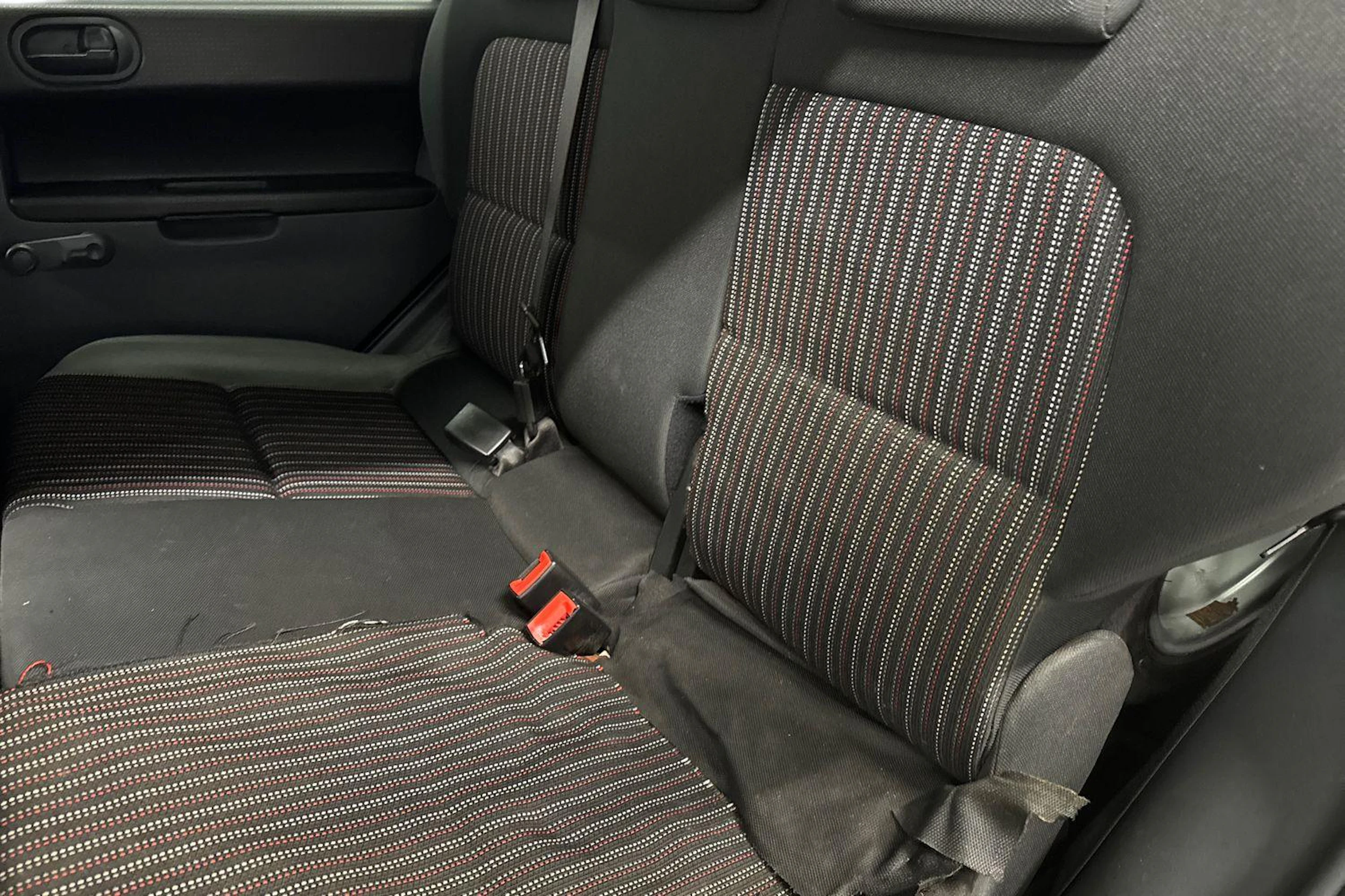 harmaa Mitsubishi Colt 2008 kuva 8.