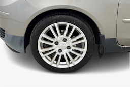 harmaa Mitsubishi Colt 2008 kuva 9.