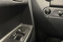 harmaa Mitsubishi Colt 2008 kuva 17.