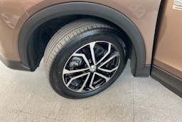 ruskea (beige) Mitsubishi Eclipse 2021 kuva 10.