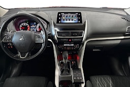 punainen Mitsubishi Eclipse Cross 2018 kuva 9.
