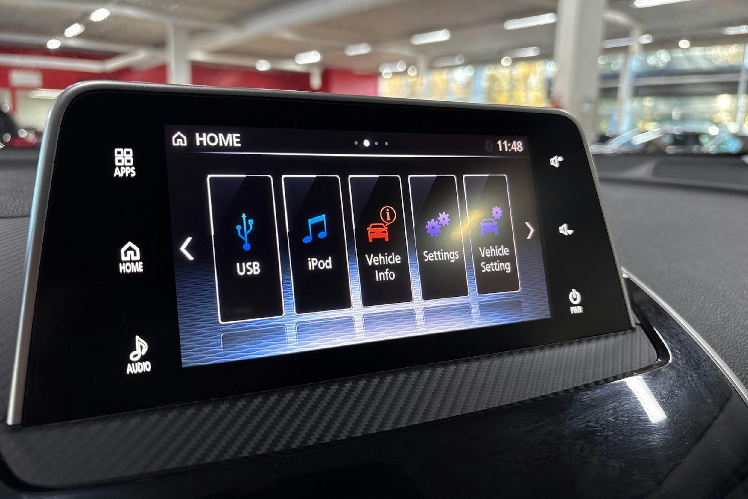 punainen Mitsubishi Eclipse Cross 2018 kuva 20.