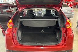 punainen Mitsubishi Eclipse Cross 2018 kuva 30.