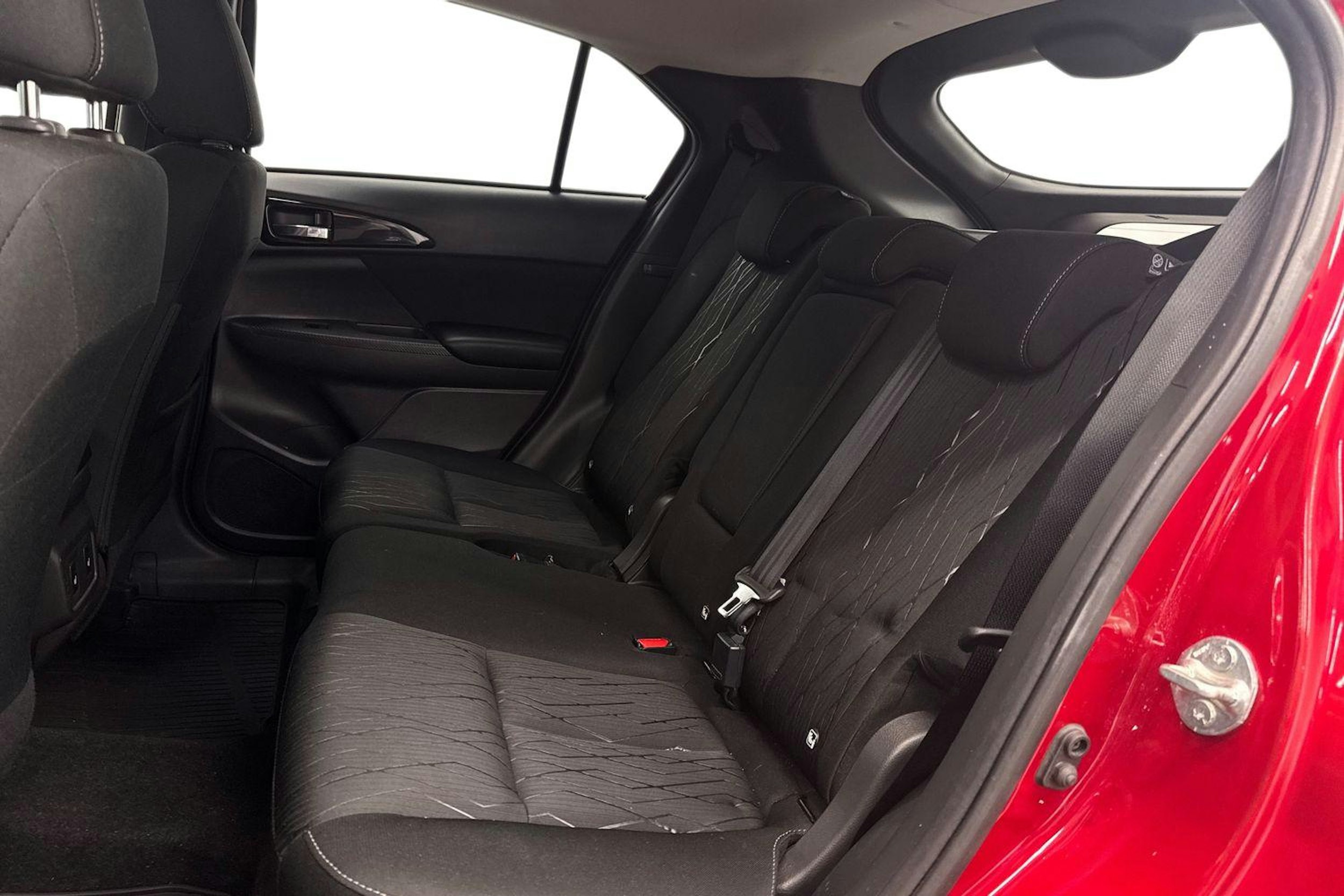 punainen Mitsubishi Eclipse Cross 2019 kuva 10.
