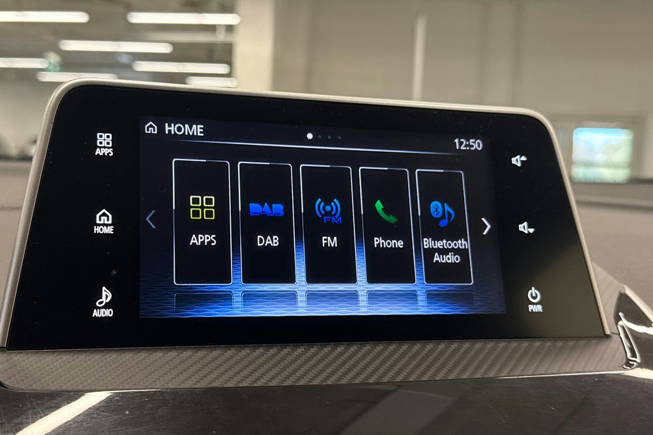 punainen Mitsubishi Eclipse Cross 2019 kuva 26.