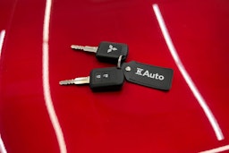 punainen Mitsubishi Eclipse Cross 2019 kuva 26.