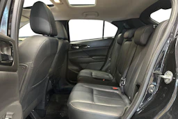musta Mitsubishi Eclipse Cross 2020 kuva 11.