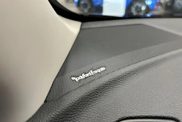 musta Mitsubishi Eclipse Cross 2020 kuva 20.