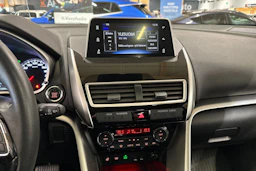musta Mitsubishi Eclipse Cross 2020 kuva 23.
