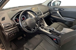 musta Mitsubishi Eclipse Cross 2020 kuva 7.