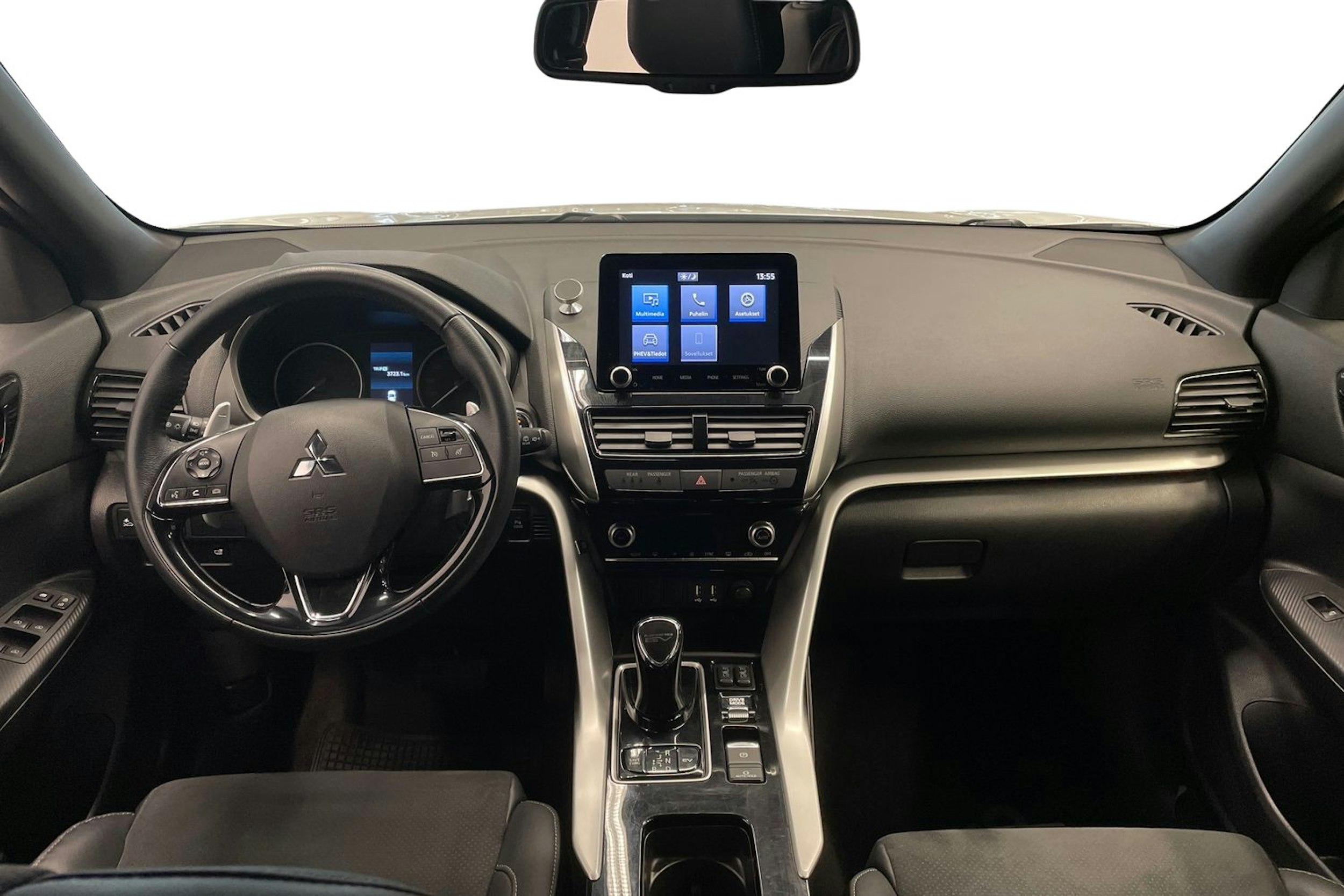 valkoinen Mitsubishi Eclipse Cross 2021 kuva 9.