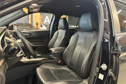 musta Mitsubishi Eclipse Cross 2021 kuva 4.
