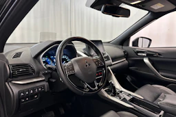 musta Mitsubishi Eclipse Cross 2021 kuva 10.
