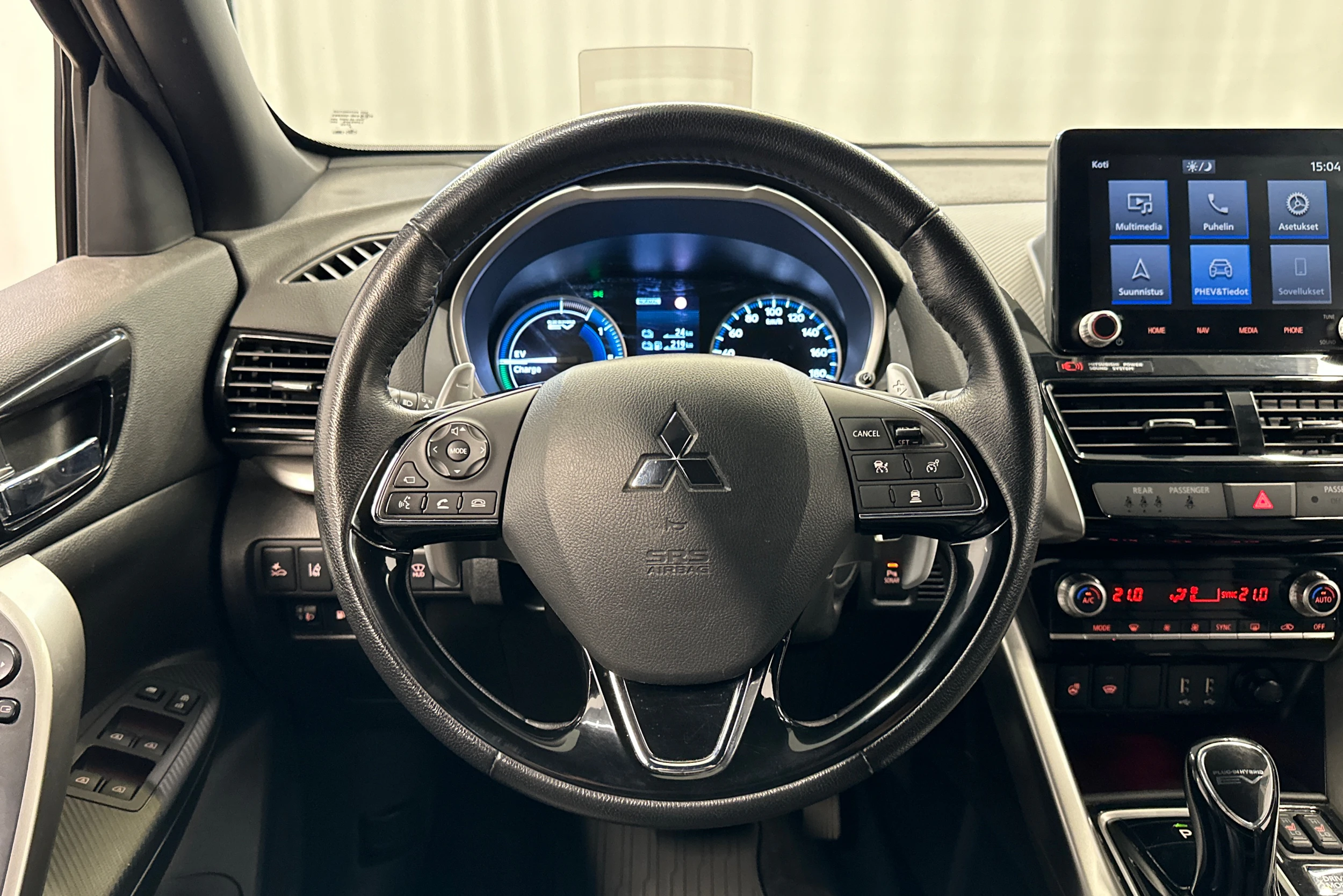musta Mitsubishi Eclipse Cross 2021 kuva 12.