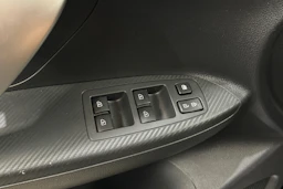 musta Mitsubishi Eclipse Cross 2021 kuva 22.